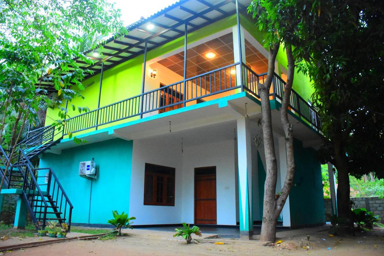 Kuma Safari Lodge Udawalawe Exteriér fotografie